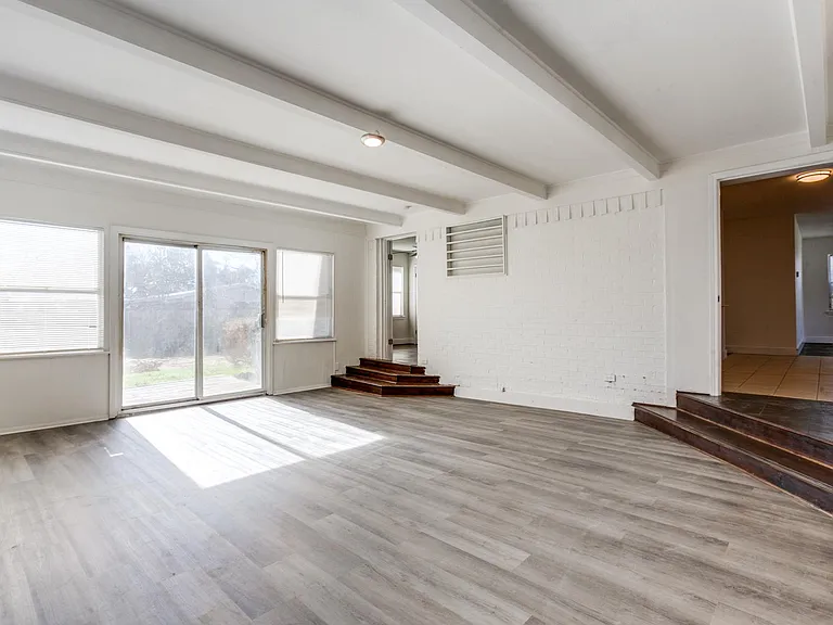 10728 Allegheny Dr — Photo 12