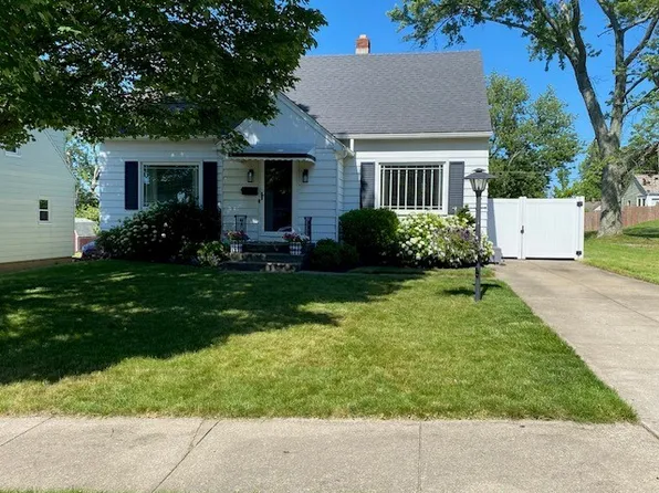 3715 Allegheny Rd, Erie, PA 16508