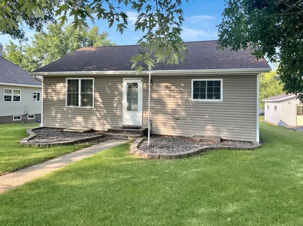 411 Lake Ave S, Balaton, MN 56115