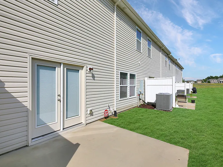 3006 Stargazer Ln — Photo 25
