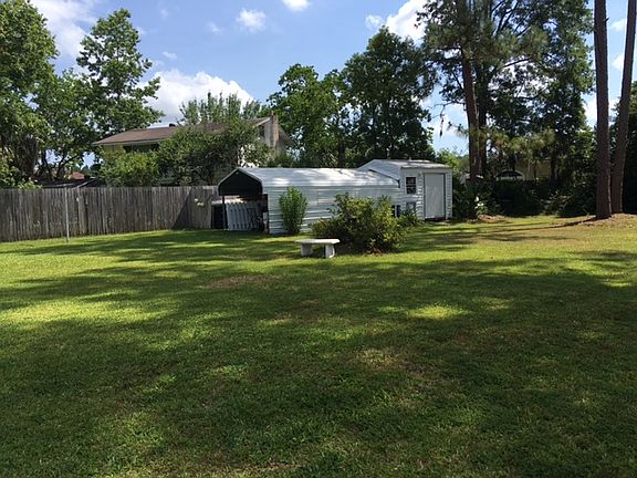 3rd image of 2649 Forest Blvd