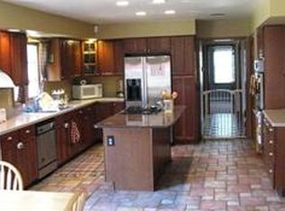 40 Squire Hill Rd, Long Valley, NJ 07853