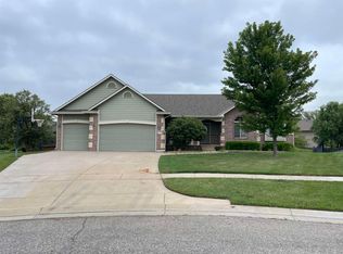 1406 S Arbor Meadows Pl, Derby, KS 67037