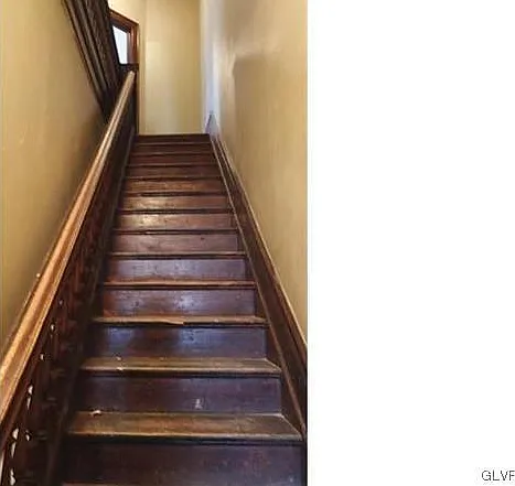 217 N 8th St — Photo 10