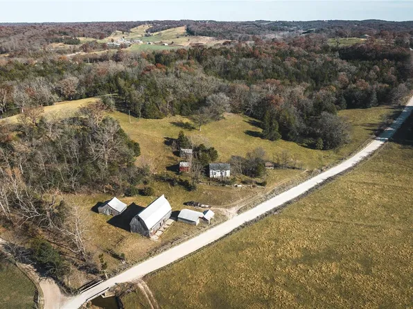 2575 County Road 612, Freeburg, MO 65035