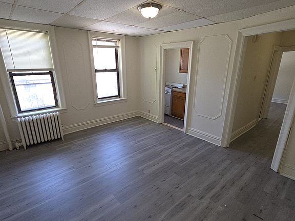 2nd image of 38A Gautier Ave APT 203