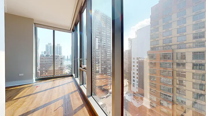 Rented by Bond New York | media 36