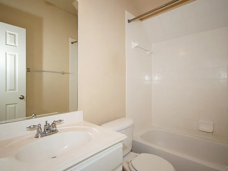 907 Mustang Ridge Dr — Photo 18