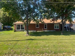 226 17th St E, Milan, IL 61264