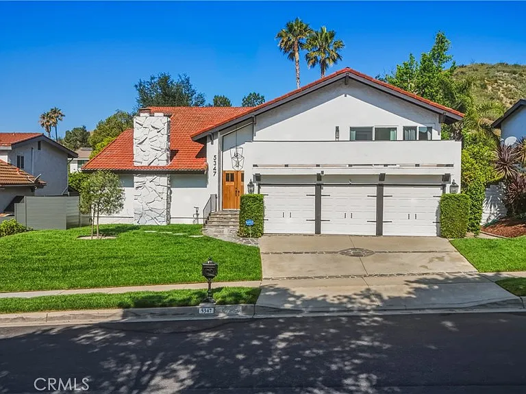 5347 Cangas Dr — Photo 2