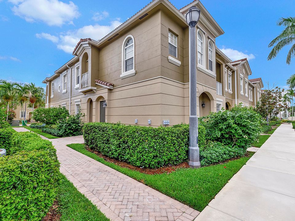 5752 Hampton Hills Blvd, Tamarac, FL 33321 Zillow