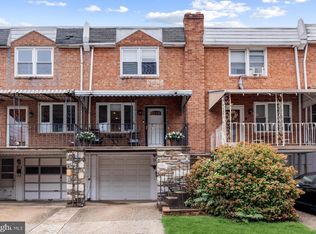404 Hermit St, Philadelphia, PA 19128