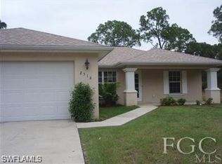 2516 33rd St W, Lehigh Acres, FL 33971