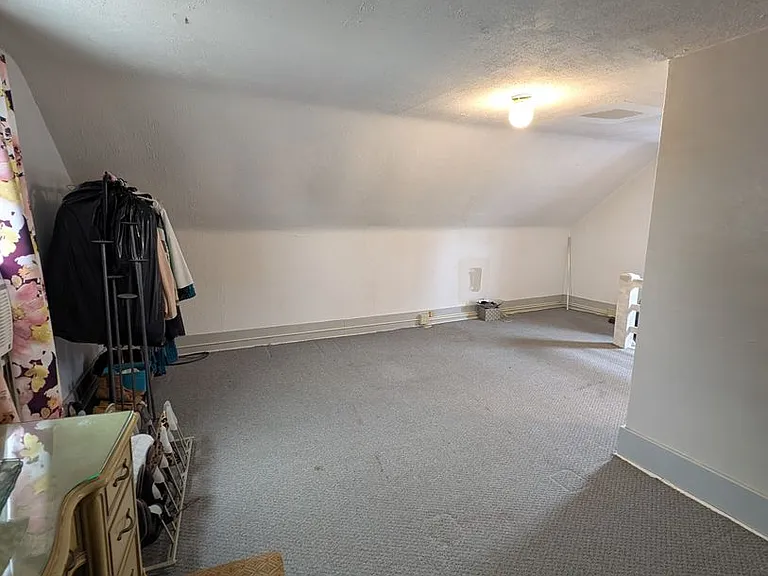 1444 Woodland Ave — Photo 21