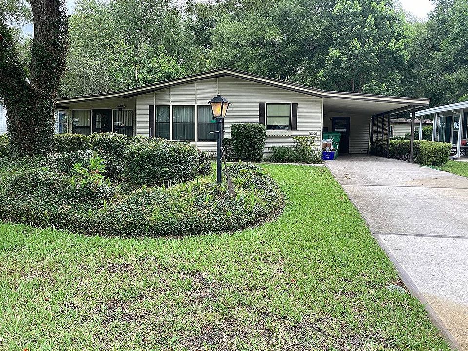 1st image of 522 Leaf Cir