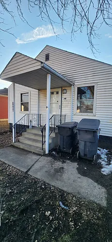 3911 E Lynn St Photo 1