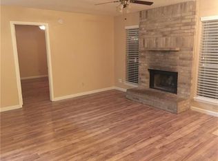 1305 York Castle Dr APT B, Pflugerville, TX 78660