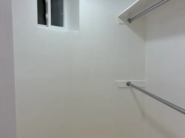 716 11th Street image 24 of 37