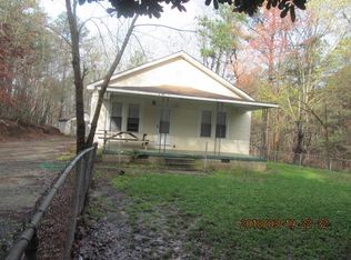 899 Jackson Lake Rd, Chatsworth, GA 30705