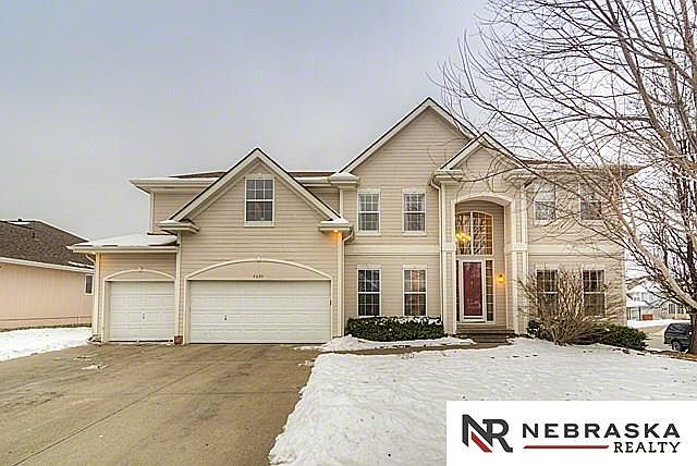 1st image of 5931 S 175th Avenue Cir