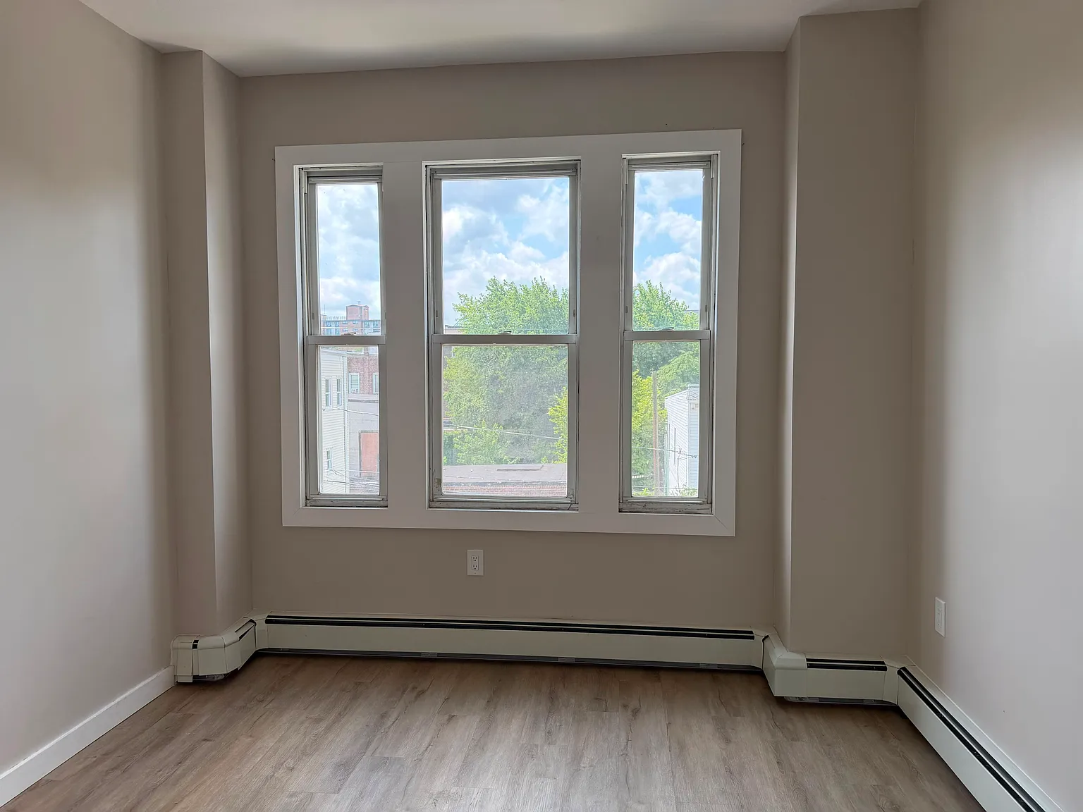 8 Sheffield St — Photo 4