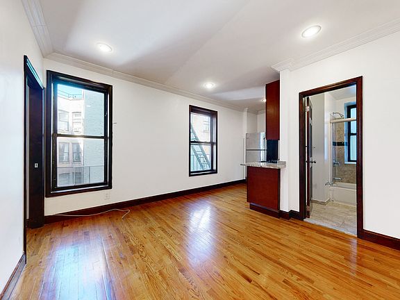 2nd image of 315 W 115th St APT 43