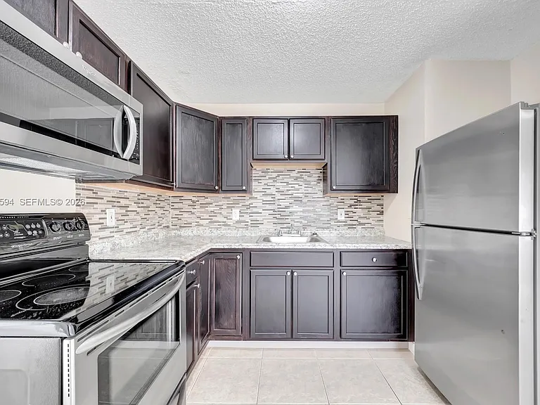 2610 Riverland Dr #A — Photo 1