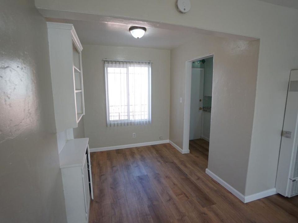 2nd image of 3108 Newton Ave #3108