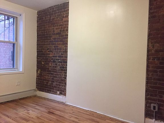 2nd image of 60 Hancock St APT 1R