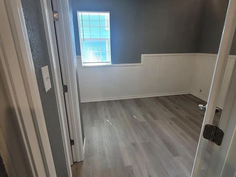 513 E Caney St #I — Photo 15