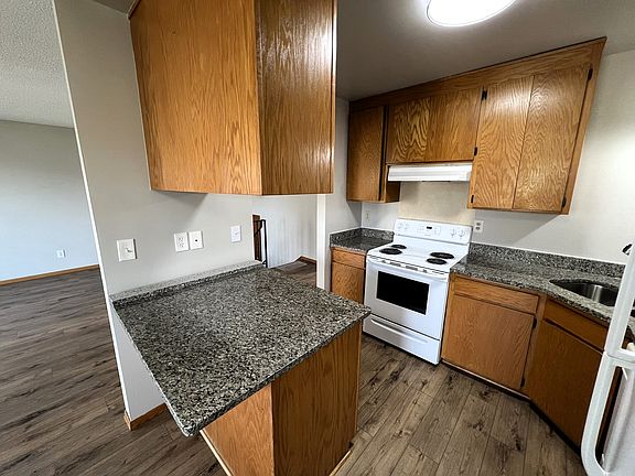 4th image of 2441 Gall Ave E #2441