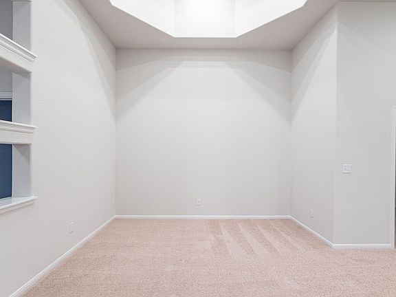 3rd image of 13009 Ocean Breeze Ln