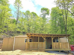 649 Joes Run Rd, Mannington, WV 26582