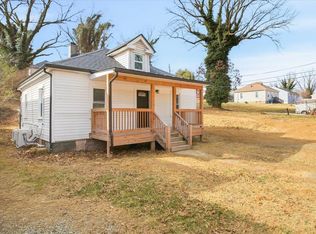 1326 Gilmer Ave NW, Roanoke, VA 24017