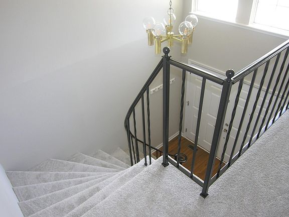 5th image of 3131 Bolgos Cir