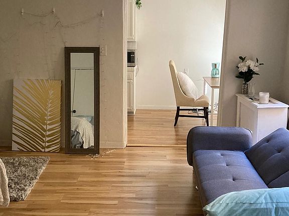 2nd image of 827 4th St APT 110