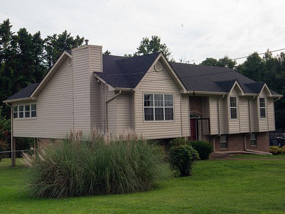 2nd image of 175 Spring Valley Ln
