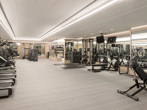 200 East 95th Street image 22 of 24