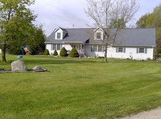 9349 E Doswell Blvd, Cromwell, IN 46732