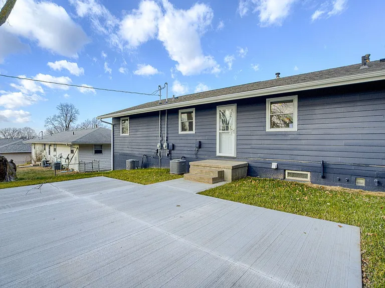 12455 Weir St — Photo 30