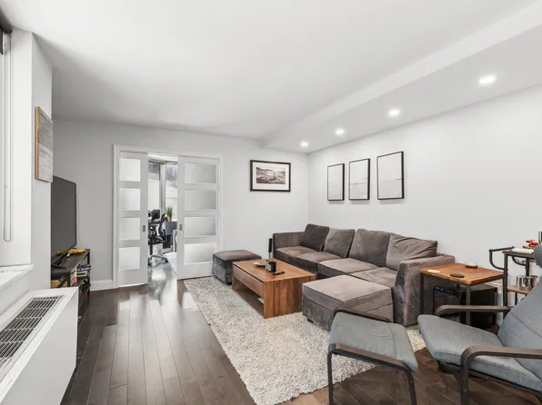 50 Lexington Avenue image 1 of 9