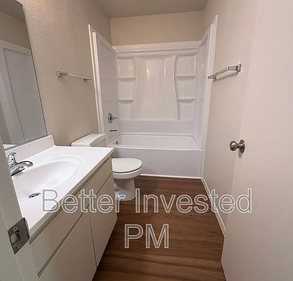 2808 Tachevah Dr — Photo 17