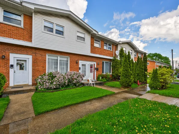 8825 N Grand St, Niles, IL 60714