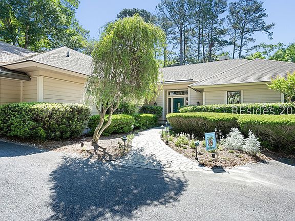 2nd image of 61 Gloucester Rd