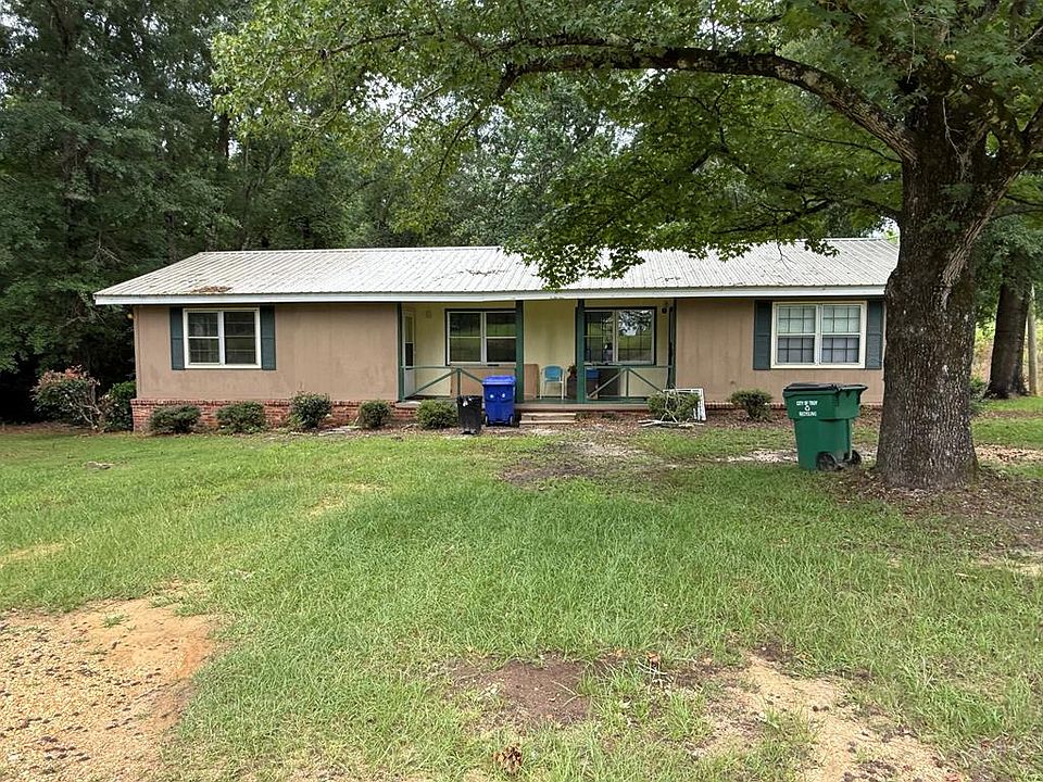 1st image of 1388 Henderson Hwy