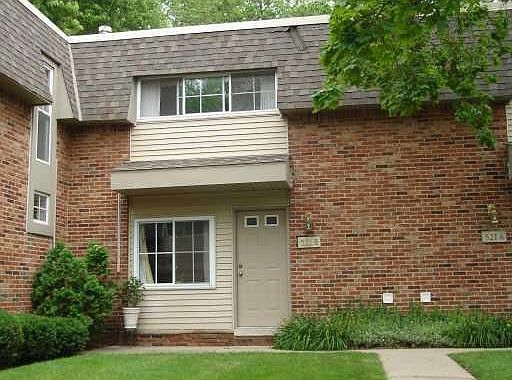 1st image of 521 Longshore Dr APT B