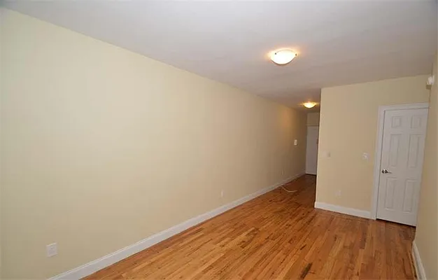 Rented by Buchbinder & Warren | media 1