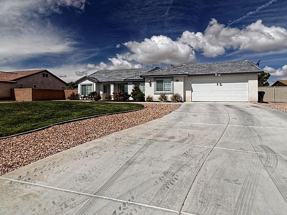 3rd image of 13582 Bordeaux Ct