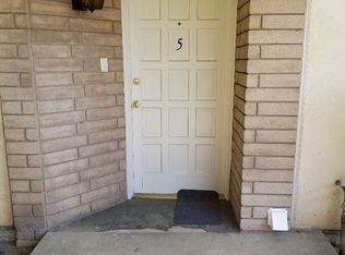 5101 Appleblossom Dr APT 5, Bakersfield, CA 93309