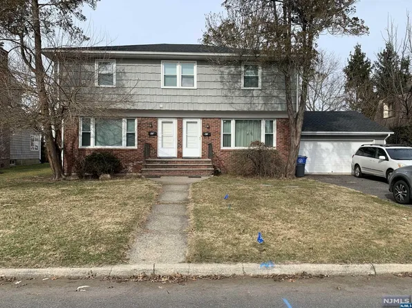 49 Gordon Ave, Tenafly, NJ 07670